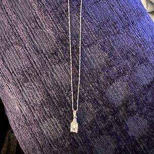 Sterling silver 18” twist chain with Clear cut Gemstone Pendant